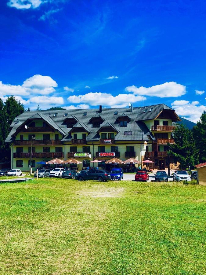 Apartmány KAMZÍK Donovaly Exteriér fotografie